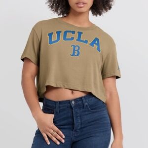UCLA Bruins Jordan Brand Women's Athletic Prep Arch Dri-FIT Cropped T-Shirt M